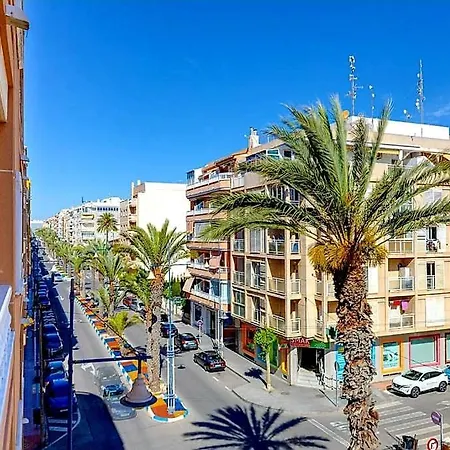 Locos 50m From The Sea Free Parking Apartment